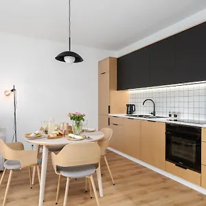 https://apartament-sand-centrum-poznania.poznan-hotels.com